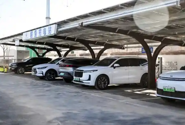 今年河南将健全公路沿线充换电设施网络，基本实现充电无忧